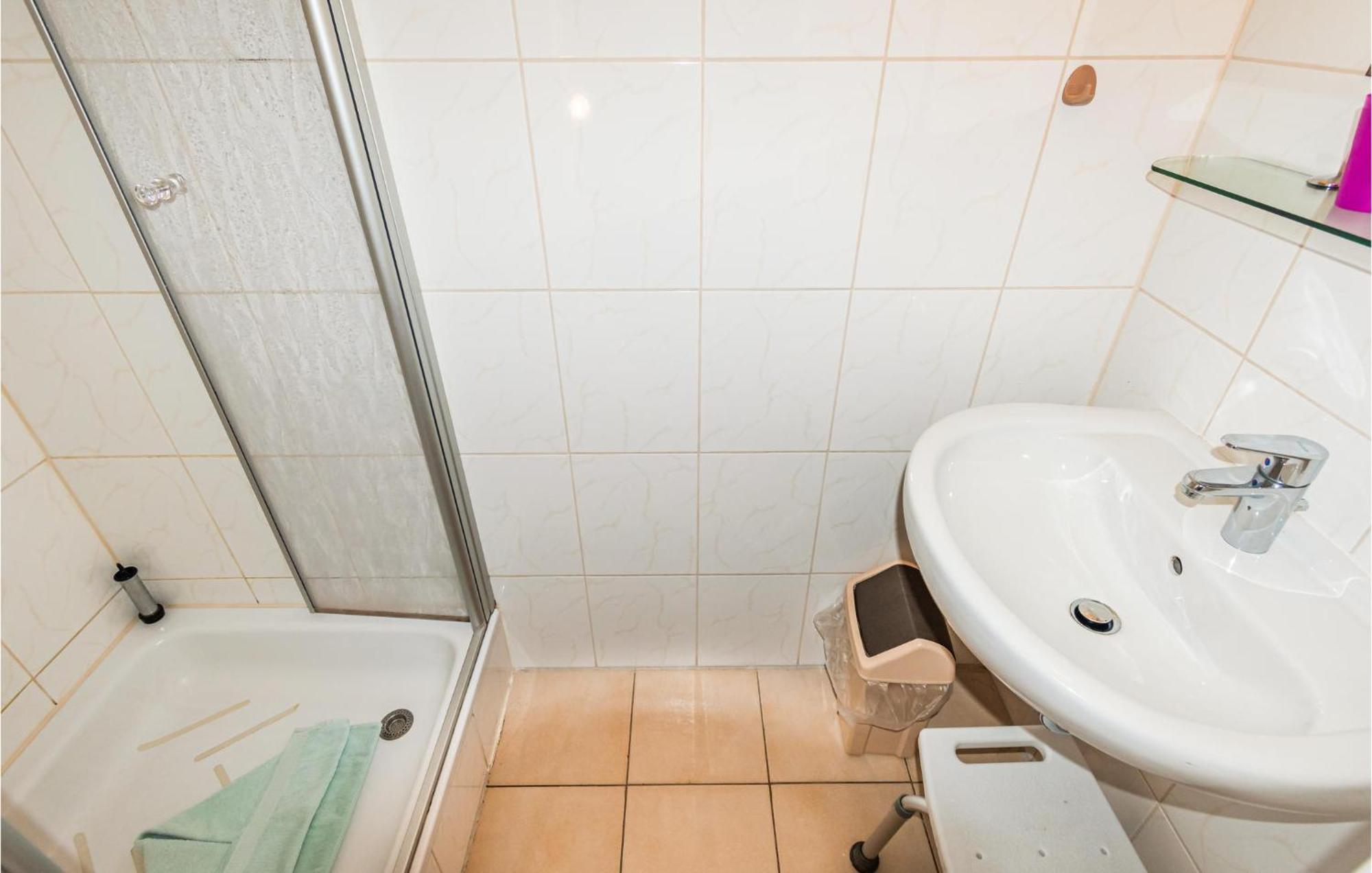 1 Bedroom Nice Apartment In Helgoland Heligoland Bagian luar foto